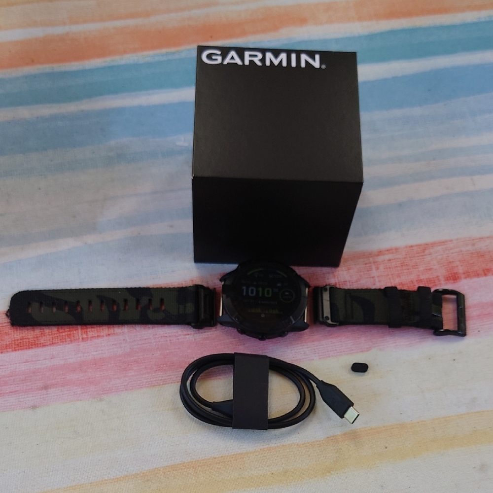 Garmin Black Smartwatch with Accessories